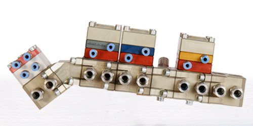 Testa di miscelazione a bassa pressione con più punti di connessione